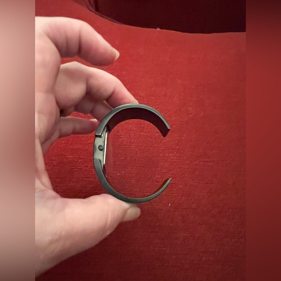 🎈🎈🎈NWOT FANTASTIC BLACK CUFF WATCH - Picture 3 of 6